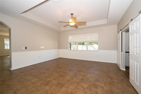 Villa ou maison à louer à Land O' Lakes, Floride: 4 chambres, 211.26 m2 № 1849875 - photo 11