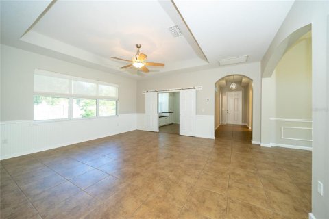 Villa ou maison à louer à Land O' Lakes, Floride: 4 chambres, 211.26 m2 № 1849875 - photo 16