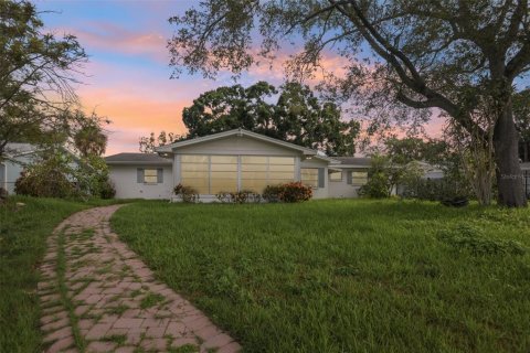 Villa ou maison à vendre à Tampa, Floride: 3 chambres, 153.85 m2 № 2314629 - photo 13