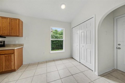 House in Sanford, Florida 3 bedrooms, 136.1 sq.m. № 2102588 - photo 6