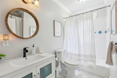 Casa en alquiler en Tampa, Florida, 2 dormitorios, 118.54 m2 № 1913750 - foto 25