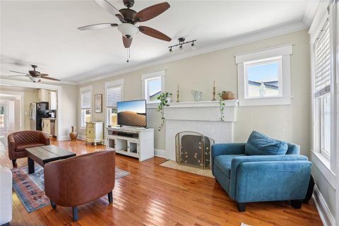 Villa ou maison à louer à Tampa, Floride: 2 chambres, 118.54 m2 № 1913750 - photo 7