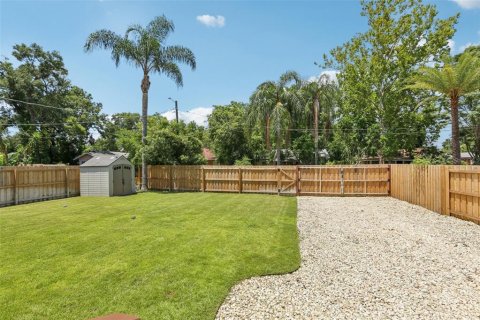 Casa en alquiler en Tampa, Florida, 2 dormitorios, 118.54 m2 № 1913750 - foto 30