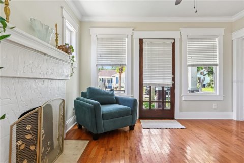 Villa ou maison à louer à Tampa, Floride: 2 chambres, 118.54 m2 № 1913750 - photo 10