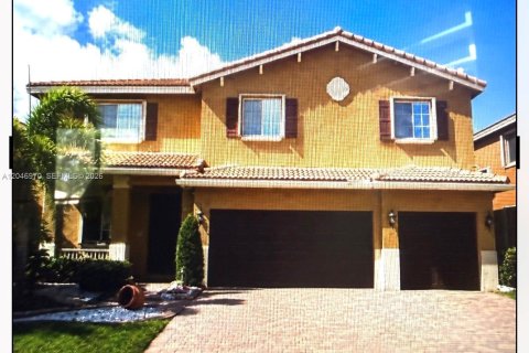 Villa ou maison à Miami, Floride 6 chambres № 2168725