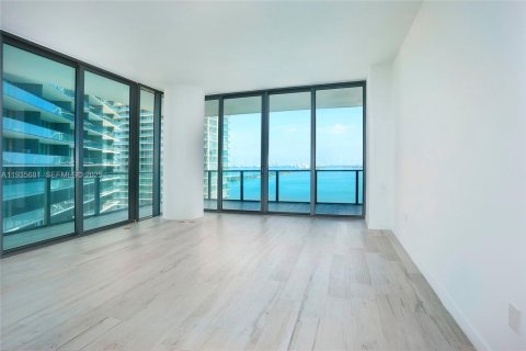 Condominio en alquiler en Miami, Florida, 3 dormitorios, 153.2 m2 № 1993807 - foto 4