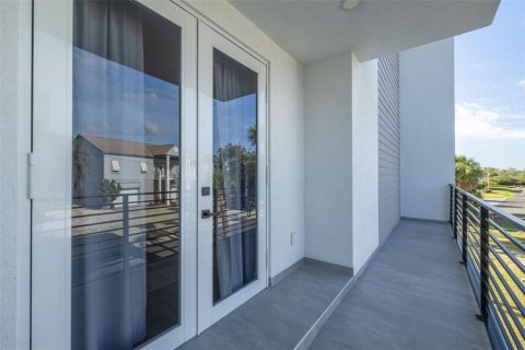 Casa en venta en Port Richey, Florida, 4 dormitorios, 269.42 m2 № 2421981 - foto 20