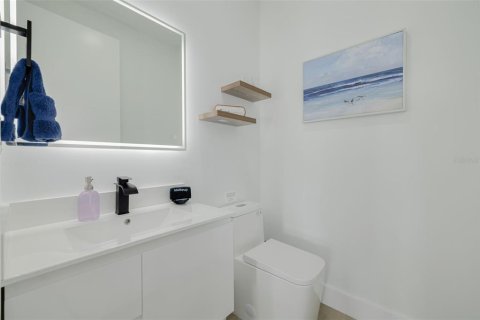 Casa en venta en Port Richey, Florida, 4 dormitorios, 269.42 m2 № 2421981 - foto 17