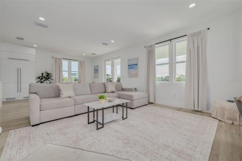 Casa en venta en Port Richey, Florida, 4 dormitorios, 269.42 m2 № 2421981 - foto 12