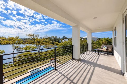 Casa en venta en Port Richey, Florida, 4 dormitorios, 269.42 m2 № 2421981 - foto 7