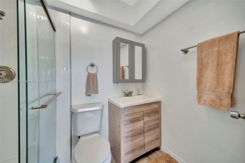 Condominio en venta en Pompano Beach, Florida, 2 dormitorios, 102.19 m2 № 1713192 - foto 23