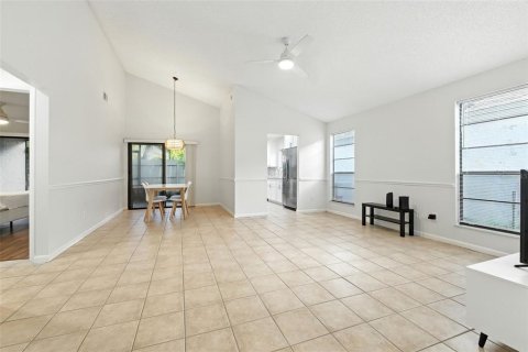 Copropriété à louer à Tampa, Floride: 3 chambres, 129.04 m2 № 1880762 - photo 2