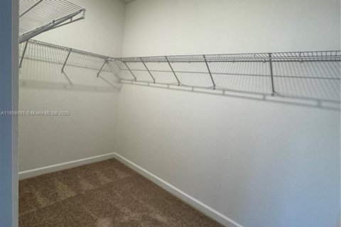 Adosado en alquiler en Pembroke Pines, Florida, 3 dormitorios, 167.13 m2 № 1938222 - foto 9
