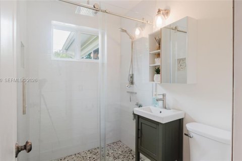House in Hollywood, Florida 2 bedrooms, 102.01 sq.m. № 1996174 - photo 14