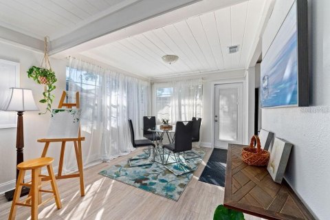 Villa ou maison à louer à Sarasota, Floride: 3 chambres, 159.98 m2 № 2115471 - photo 11