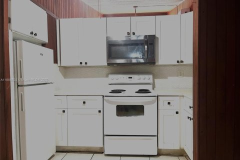 Купить коммерческую недвижимость в Форт-Лодердейл, Флорида 193.24м2, № 1940967 - фото 10