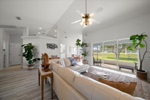 Villa ou maison à vendre à Ocala, Floride: 3 chambres, 161.46 m2 № 2430405 - photo 9