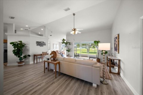 Villa ou maison à vendre à Ocala, Floride: 3 chambres, 161.46 m2 № 2430405 - photo 7