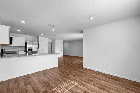House in Citrus Springs, Florida 3 bedrooms, 137.22 sq.m. № 2096047 - photo 6