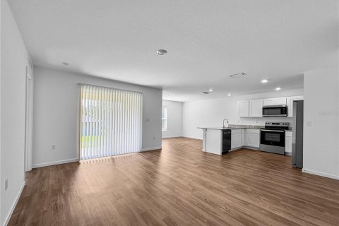 House in Citrus Springs, Florida 3 bedrooms, 137.22 sq.m. № 2096047 - photo 3
