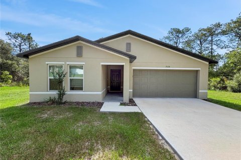 House in Citrus Springs, Florida 3 bedrooms, 137.22 sq.m. № 2096047