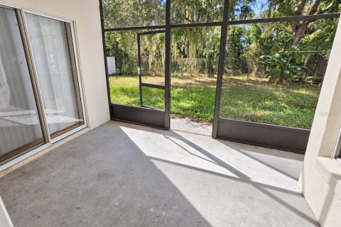 House in Kissimmee, Florida 3 bedrooms, 162.11 sq.m. № 2422822 - photo 18