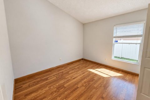 House in Kissimmee, Florida 3 bedrooms, 162.11 sq.m. № 2422822 - photo 10