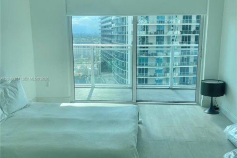 Copropriété à louer à Miami, Floride: 2 chambres, 105.35 m2 № 2241348 - photo 3