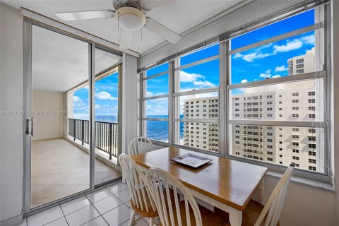 Condo in Fort Lauderdale, Florida, 2 bedrooms  № 1786593 - photo 4