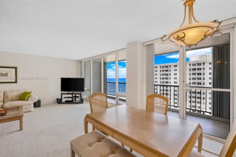 Condo in Fort Lauderdale, Florida, 2 bedrooms  № 1786593 - photo 6