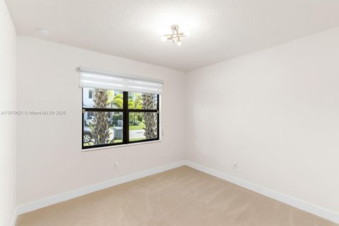 Купить виллу или дом в Лейк-Уорт, Флорида 6 спален, 274.99м2, № 1973955 - фото 14