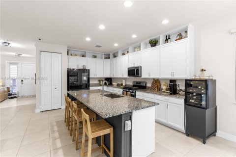 Купить виллу или дом в Лейк-Уорт, Флорида 6 спален, 274.99м2, № 1973955 - фото 5