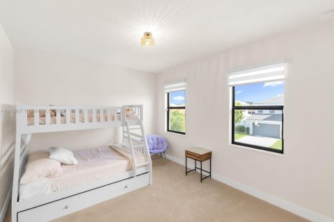 Купить виллу или дом в Лейк-Уорт, Флорида 6 спален, 274.99м2, № 1973955 - фото 16