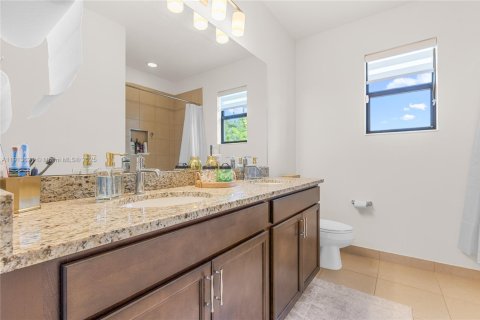 Купить виллу или дом в Лейк-Уорт, Флорида 6 спален, 274.99м2, № 1973955 - фото 23