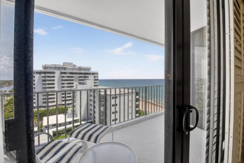 Condo in Highland Beach, Florida, 2 bedrooms  № 2367783 - photo 15