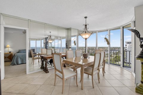 Condo in Highland Beach, Florida, 2 bedrooms  № 2367783 - photo 8