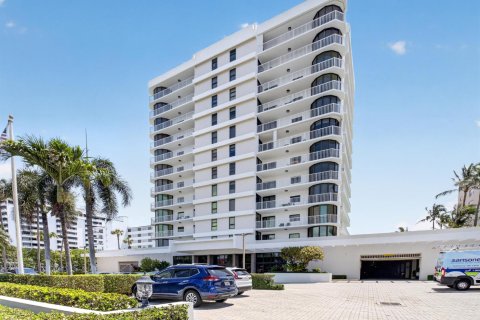 Condo in Highland Beach, Florida, 2 bedrooms  № 2367783 - photo 2