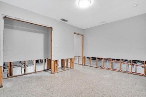 Купить виллу или дом в Сент-Питерсберг, Флорида 3 комнаты, 160.63м2, № 1519189 - фото 2