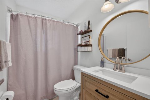 House in Venice, Florida 3 bedrooms, 121.79 sq.m. № 2390951 - photo 22