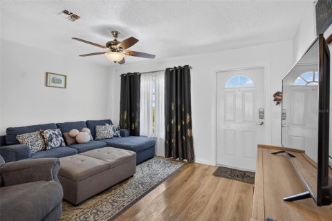 House in Venice, Florida 3 bedrooms, 121.79 sq.m. № 2390951 - photo 4