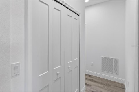 Villa ou maison à louer à Citrus Springs, Floride: 4 chambres, 164.81 m2 № 2150915 - photo 15