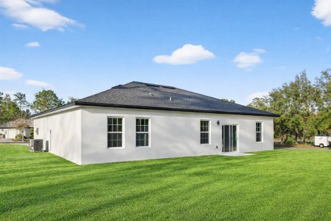 Villa ou maison à louer à Citrus Springs, Floride: 4 chambres, 164.81 m2 № 2150915 - photo 25