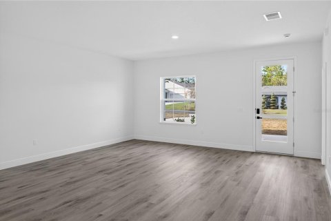 Villa ou maison à louer à Citrus Springs, Floride: 4 chambres, 164.81 m2 № 2150915 - photo 6