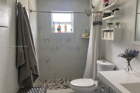 Casa en venta en Naples, Florida, 3 dormitorios, 119.75 m2 № 1934925 - foto 17