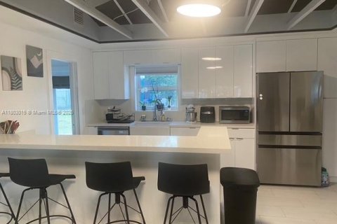 Casa en venta en Naples, Florida, 3 dormitorios, 119.75 m2 № 1934925 - foto 5