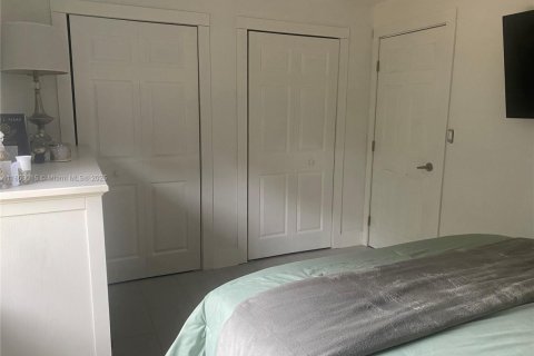 Casa en venta en Naples, Florida, 3 dormitorios, 119.75 m2 № 1934925 - foto 21