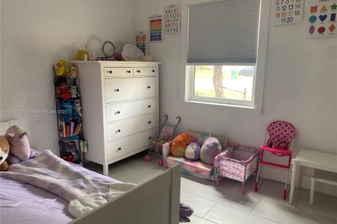 Casa en venta en Naples, Florida, 3 dormitorios, 119.75 m2 № 1934925 - foto 22