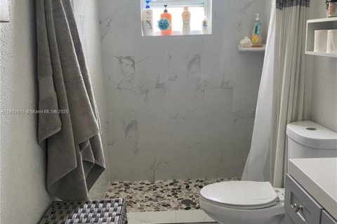 Casa en venta en Naples, Florida, 3 dormitorios, 119.75 m2 № 1934925 - foto 16