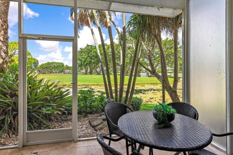 Townhouse in Palm Beach Gardens, Florida 3 bedrooms, 177.44 sq.m. № 2158434 - photo 26