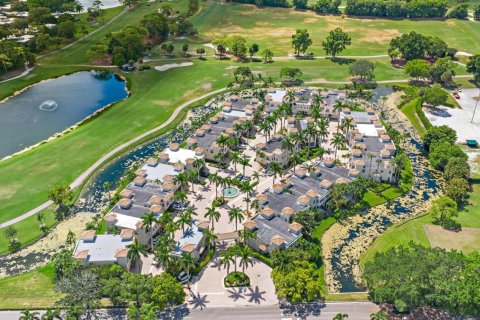 Townhouse in Palm Beach Gardens, Florida 3 bedrooms, 177.44 sq.m. № 2158434 - photo 30